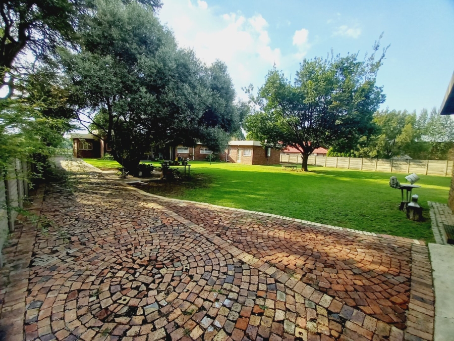 3 Bedroom Property for Sale in Vaalpark Free State